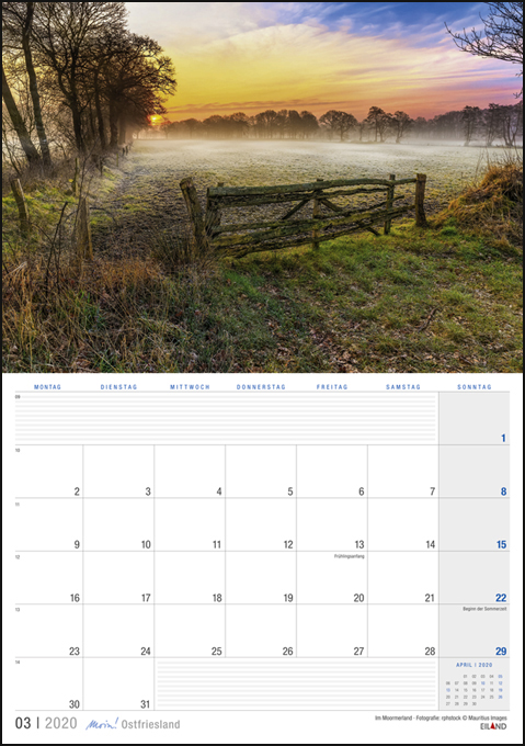 Ein Wandkalender mit Blick auf ein Feld und einen Zaun mit Moin! Ostfriesland - EilandPlaner.