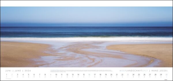 Ein Meerlandschaft SYLT 2024-Kalender mit Strand und Meer im Hintergrund mit SYLT 2024.