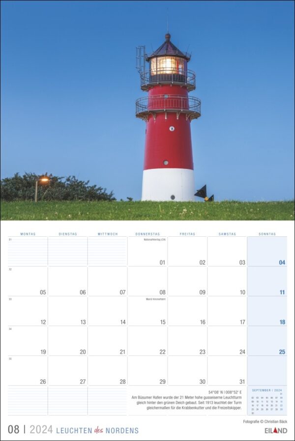 Ein Leuchten des Nordens-Kalender 2024 mit dem faszinierenden Leuchtturm Leuchten des Nordens im Hintergrund.