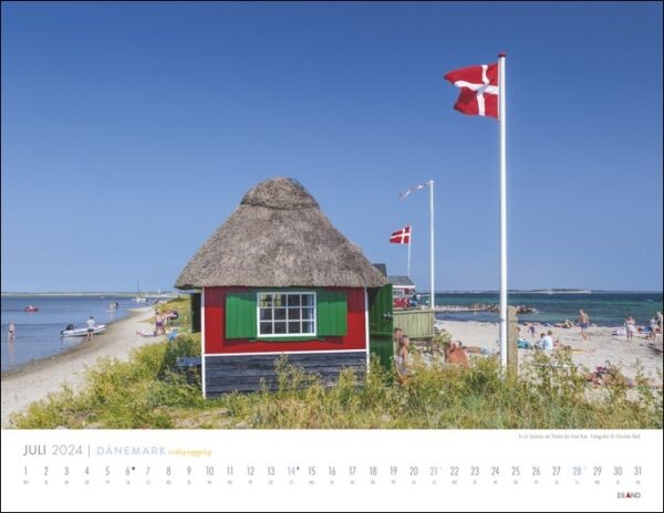 Ein DÄNEMARK - richtig hyggelig 2024-Kalender mit einer Strandhütte und einer Flagge.
